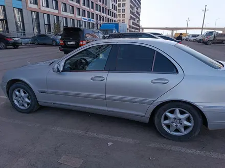 Mercedes-Benz C 180 2001 года за 3 700 000 тг. в Тараз – фото 15