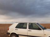 Volkswagen Golf 1991 года за 650 000 тг. в Актобе