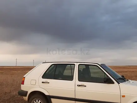 Volkswagen Golf 1991 года за 650 000 тг. в Актобе