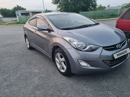 Hyundai Elantra 2011 года за 6 000 000 тг. в Шымкент – фото 2