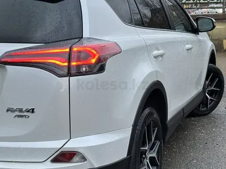 Toyota RAV4 2017 года за 12 600 000 тг. в Астана – фото 8