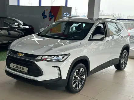 Chevrolet Tracker Premier 2024 года за 10 390 000 тг. в Атырау – фото 3