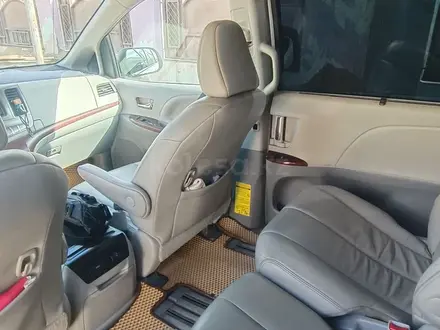 Toyota Sienna 2014 года за 9 000 000 тг. в Актау – фото 8