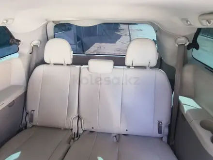 Toyota Sienna 2014 года за 9 000 000 тг. в Актау – фото 10