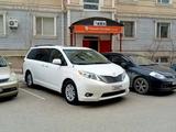 Toyota Sienna 2014 года за 8 800 000 тг. в Актау