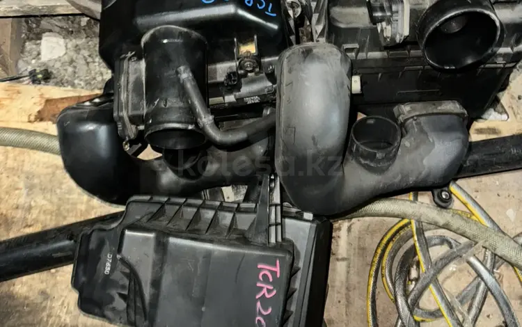 Корпус воздушного фильтра LEXUS GS RX ES WINDOM ARISTO HARRIER TOYOTA за 25 000 тг. в Астана