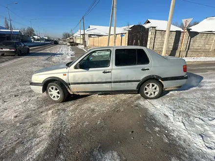 Volkswagen Vento 1993 года за 1 000 000 тг. в Шымкент – фото 4