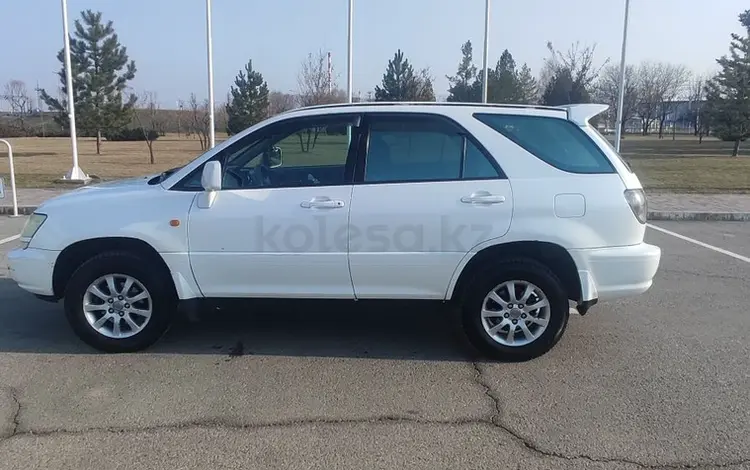 Toyota Harrier 2001 годаүшін3 500 000 тг. в Алматы