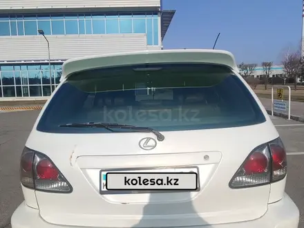 Toyota Harrier 2001 года за 3 500 000 тг. в Алматы – фото 6