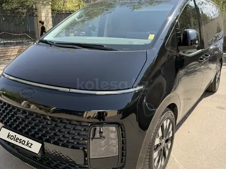 Hyundai Staria 2024 года за 24 500 000 тг. в Алматы – фото 3