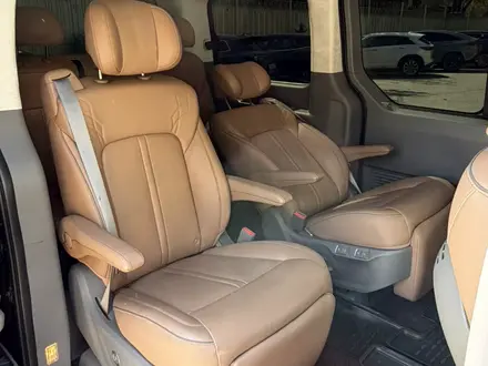 Hyundai Staria 2024 года за 24 500 000 тг. в Алматы – фото 9