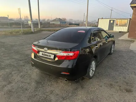 Toyota Camry 2014 года за 9 000 000 тг. в Кокшетау – фото 6