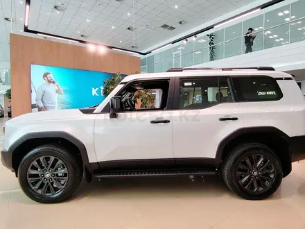 Toyota Land Cruiser Prado Luxe 2025 года за 51 890 000 тг. в Астана – фото 15