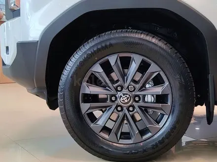 Toyota Land Cruiser Prado Luxe 2025 года за 51 890 000 тг. в Астана – фото 7