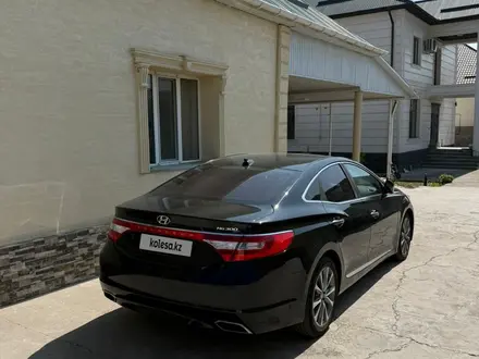 Hyundai Grandeur 2016 года за 9 000 000 тг. в Шымкент – фото 3