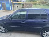 Volkswagen Golf 1996 года за 1 100 000 тг. в Алматы – фото 2