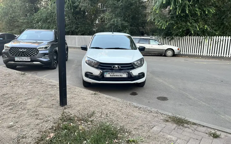 ВАЗ (Lada) Granta 2190 2019 годаүшін4 500 000 тг. в Караганда