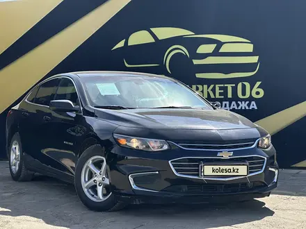 Chevrolet Malibu 2018 года за 7 800 000 тг. в Атырау – фото 2