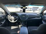 Chevrolet Malibu 2018 годаүшін7 800 000 тг. в Атырау – фото 5