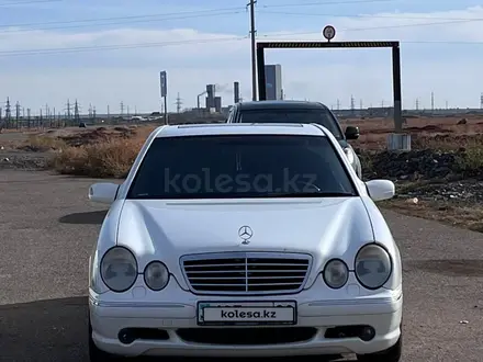Mercedes-Benz E 320 2001 года за 6 600 000 тг. в Жезказган – фото 10