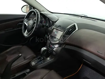Chevrolet Cruze 2014 года за 3 000 000 тг. в Астана – фото 16