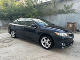 Toyota Camry 2014 годаүшін6 500 000 тг. в Актобе – фото 4