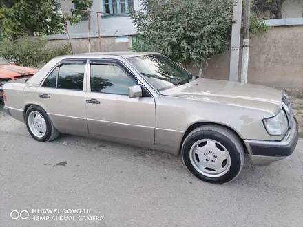 Mercedes-Benz E 260 1990 года за 1 800 000 тг. в Шымкент – фото 2