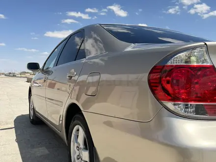 Toyota Camry 2004 года за 4 100 000 тг. в Жанаозен – фото 10