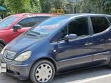 Mercedes-Benz A 190 2001 годаүшін2 200 000 тг. в Алматы – фото 4