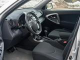 Toyota RAV4 2010 годаүшін8 600 000 тг. в Астана – фото 3