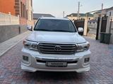 Toyota Land Cruiser 2013 года за 25 990 000 тг. в Актау