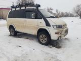 Mitsubishi Delica 2005 годаүшін5 800 000 тг. в Уральск – фото 4