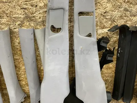 Салон Пластмасс Пороги Стойки Карты Дверей Обшивки за 5 000 тг. в Караганда – фото 2