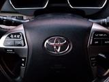 Toyota Highlander 2013 года за 14 500 000 тг. в Семей