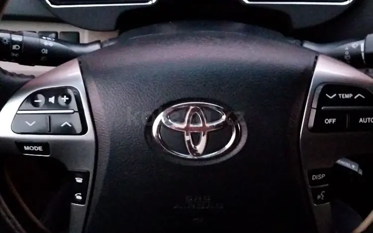 Toyota Highlander 2013 года за 15 000 000 тг. в Семей