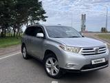 Toyota Highlander 2011 года за 12 500 000 тг. в Петропавловск – фото 2