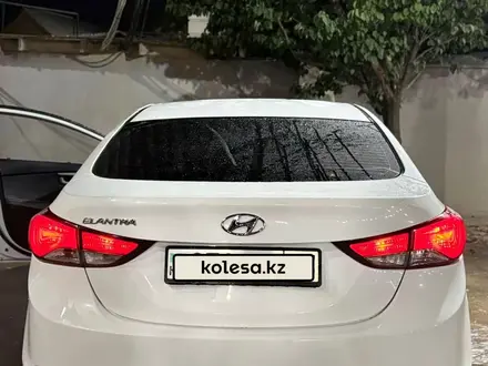 Hyundai Elantra 2014 года за 5 200 000 тг. в Шымкент – фото 2