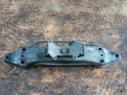 Подушка коробки на Subaru Impreza 1992-2000 год. за 5 000 тг. в Алматы