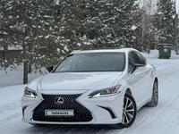 Lexus ES 250 2019 годаfor18 900 000 тг. в Астана