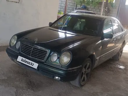 Mercedes-Benz E 200 1995 года за 1 800 000 тг. в Асыката