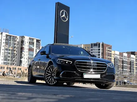 Mercedes-Benz S 580 2022 года за 75 000 000 тг. в Астана