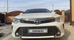 Toyota Camry 2017 годаfor11 900 000 тг. в Атырау