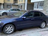 Mercedes-Benz C 180 2002 года за 2 950 000 тг. в Астана – фото 3