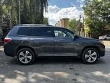 Toyota Highlander 2013 годаүшін11 500 000 тг. в Алматы – фото 4
