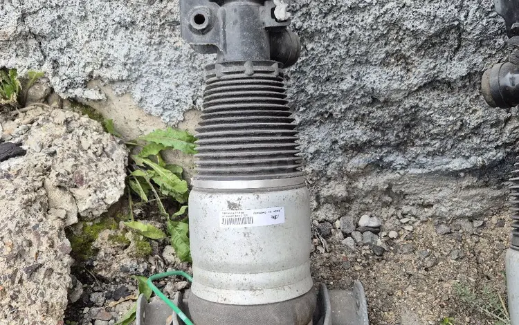 Передние и задние стойки за 300 000 тг. в Темиртау