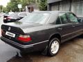 Mercedes-Benz E 200 1988 года за 1 500 000 тг. в Усть-Каменогорск – фото 2