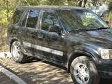Honda CR-V 1998 года за 3 200 000 тг. в Караганда – фото 3