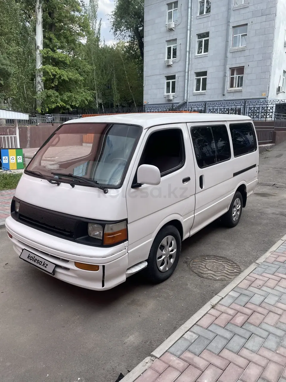 Toyota HiAce, 1992