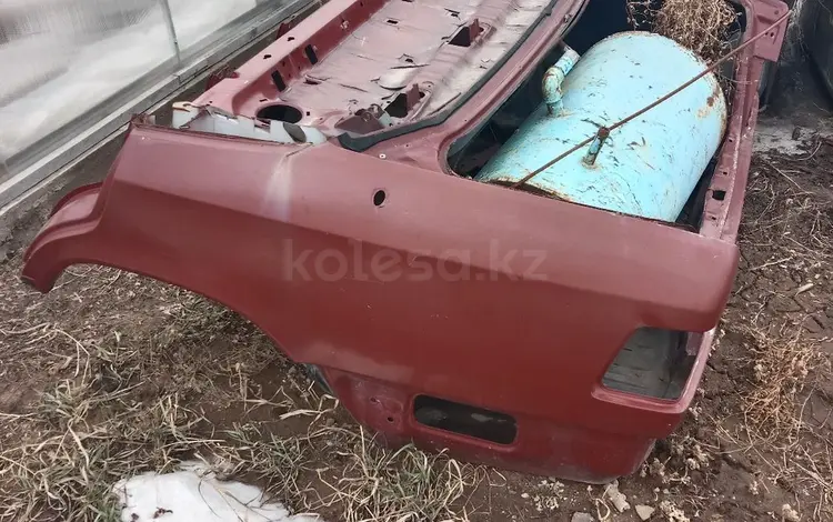 W124 крылья, лонжерон, крыша за 30 000 тг. в Астана