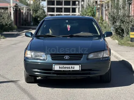 Toyota Camry 1998 года за 3 800 000 тг. в Алматы – фото 9